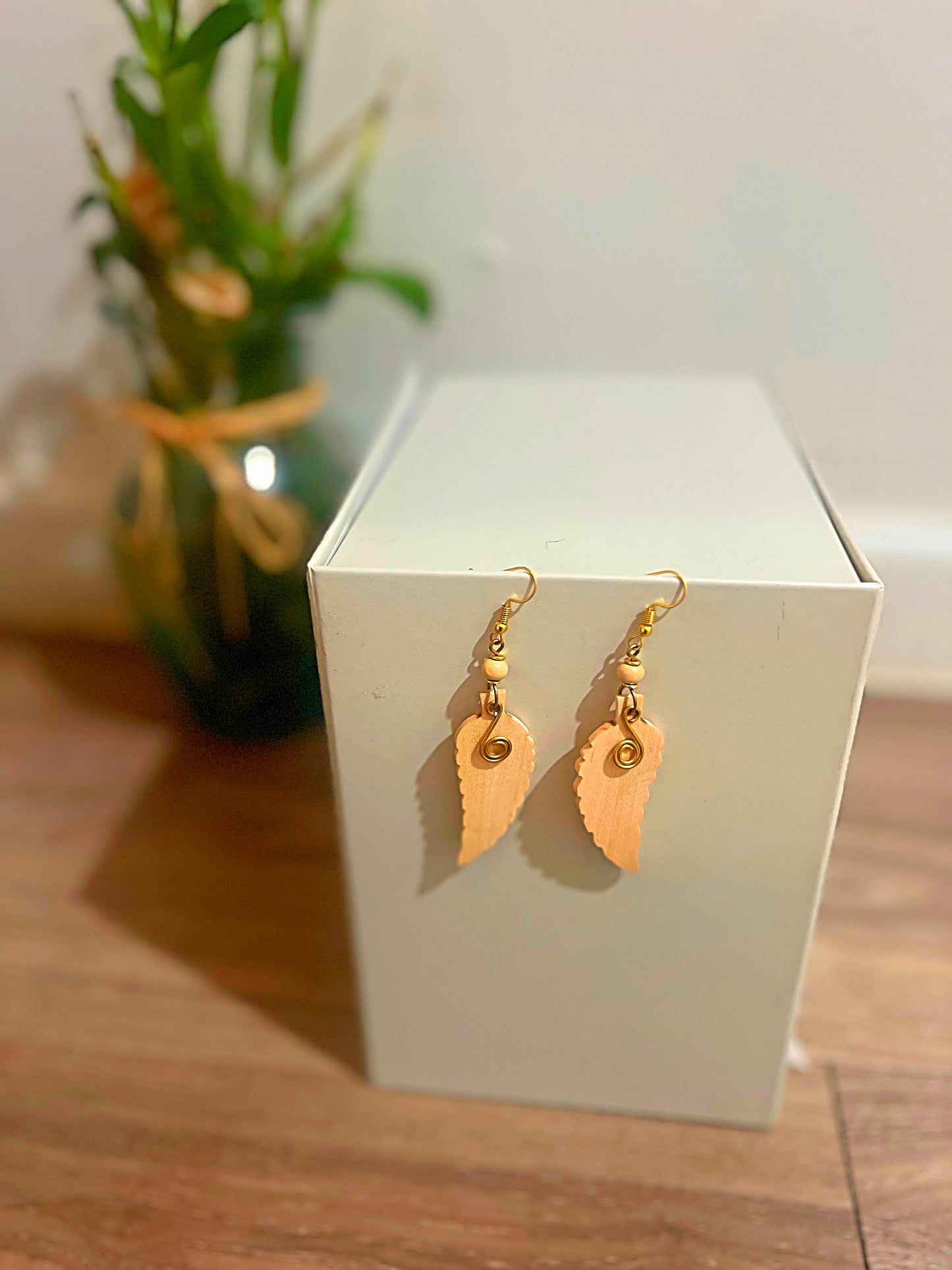 Wooden Leaf earrings